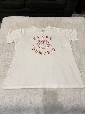 POSITIVE TEES Graphic Statement “Howdy Pumpkin”